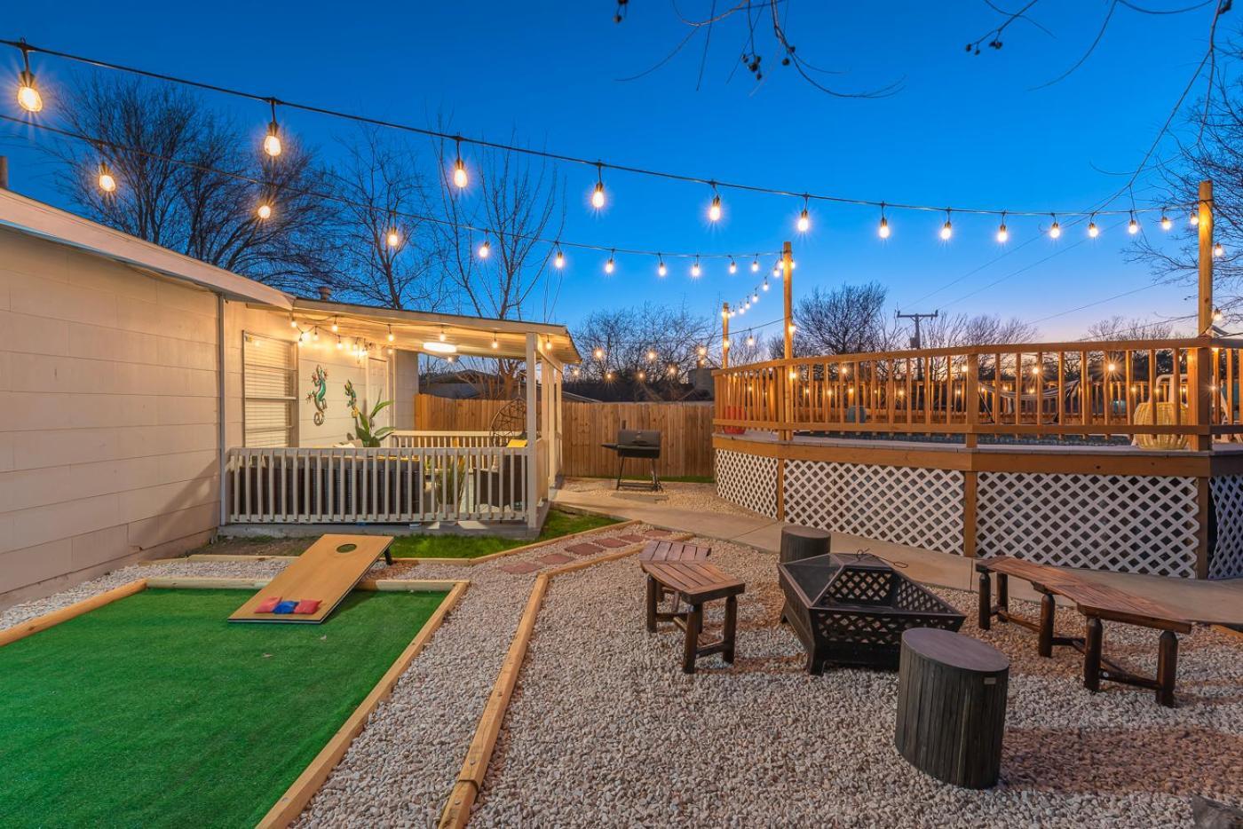 Game Room, Pool & Fire Pit At The Medical Center San Antonio Exterior photo