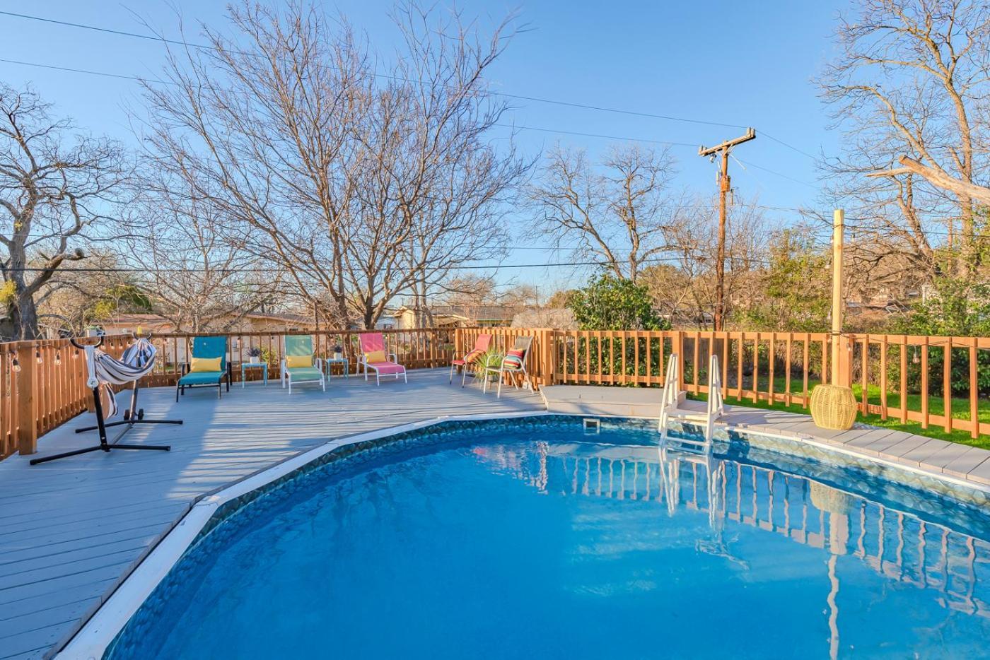 Game Room, Pool & Fire Pit At The Medical Center San Antonio Exterior photo